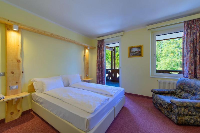 Park Hotel Faloria Canazei Exterior photo